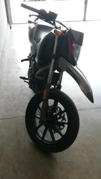 Se Vende O Se Cambia por Moto