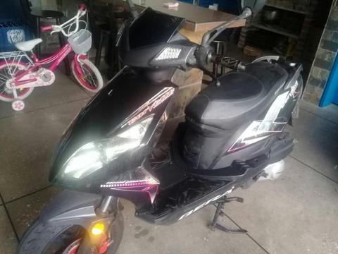 Vendo Bera Corvette 2014